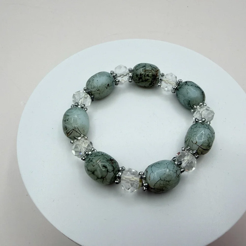 Vintage Silver Tone Beaded Stretch Bracelet Green Simulated Turquoise Glass Boho